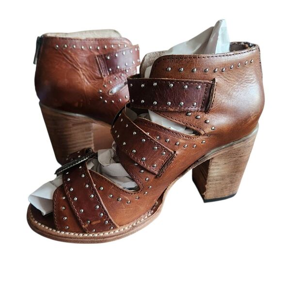 Freebird Leather Sandals Womens 8 Brown Studded Boho Southwestern Hippie Rugged - Picture 4 of 7